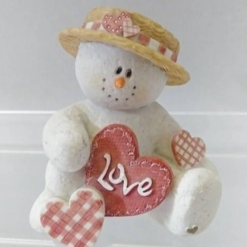 Sarah's attic Inc snow wonders 6401 February Edition "Valentino"  Snowman